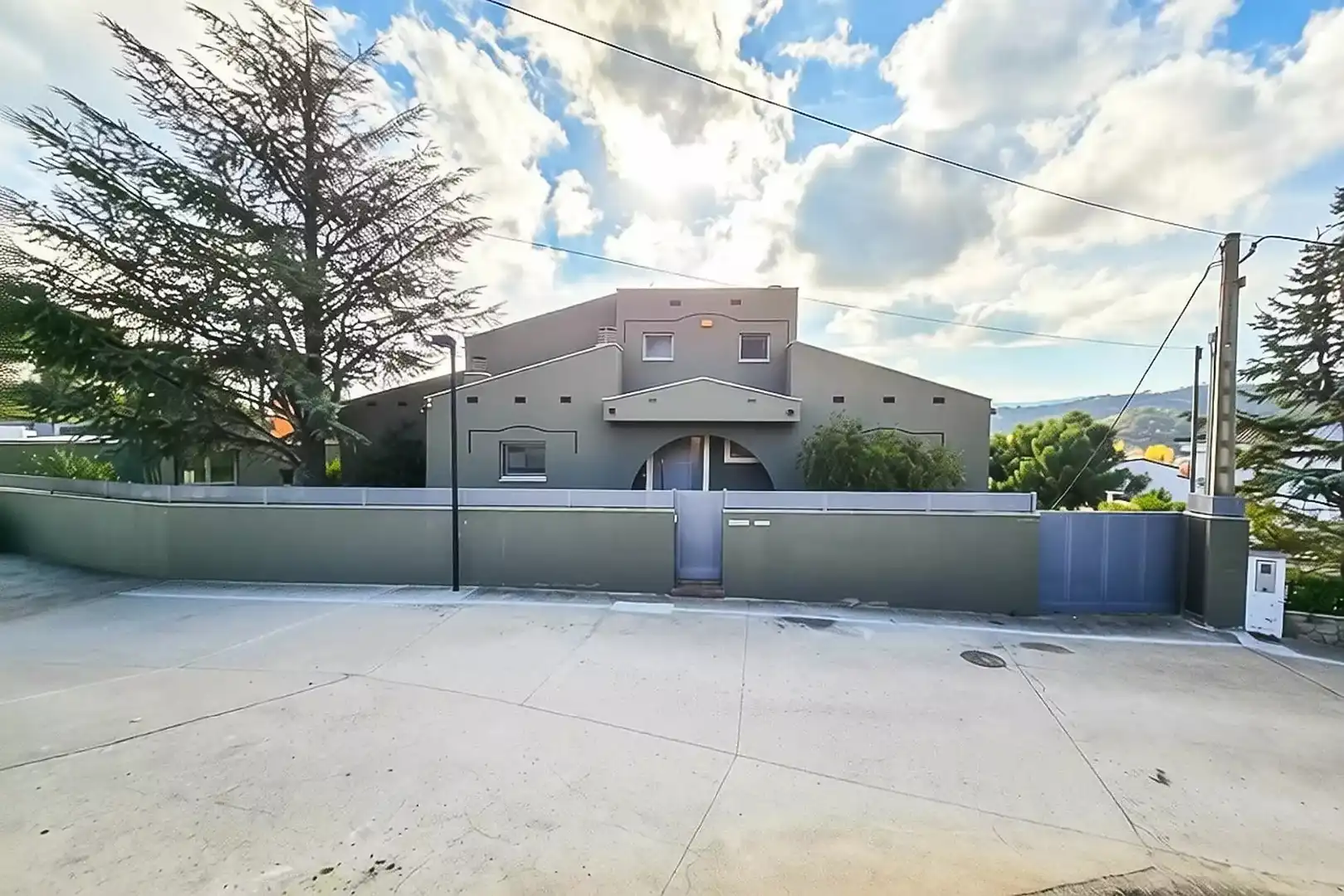 Casa amb piscina en venda a Rosselló