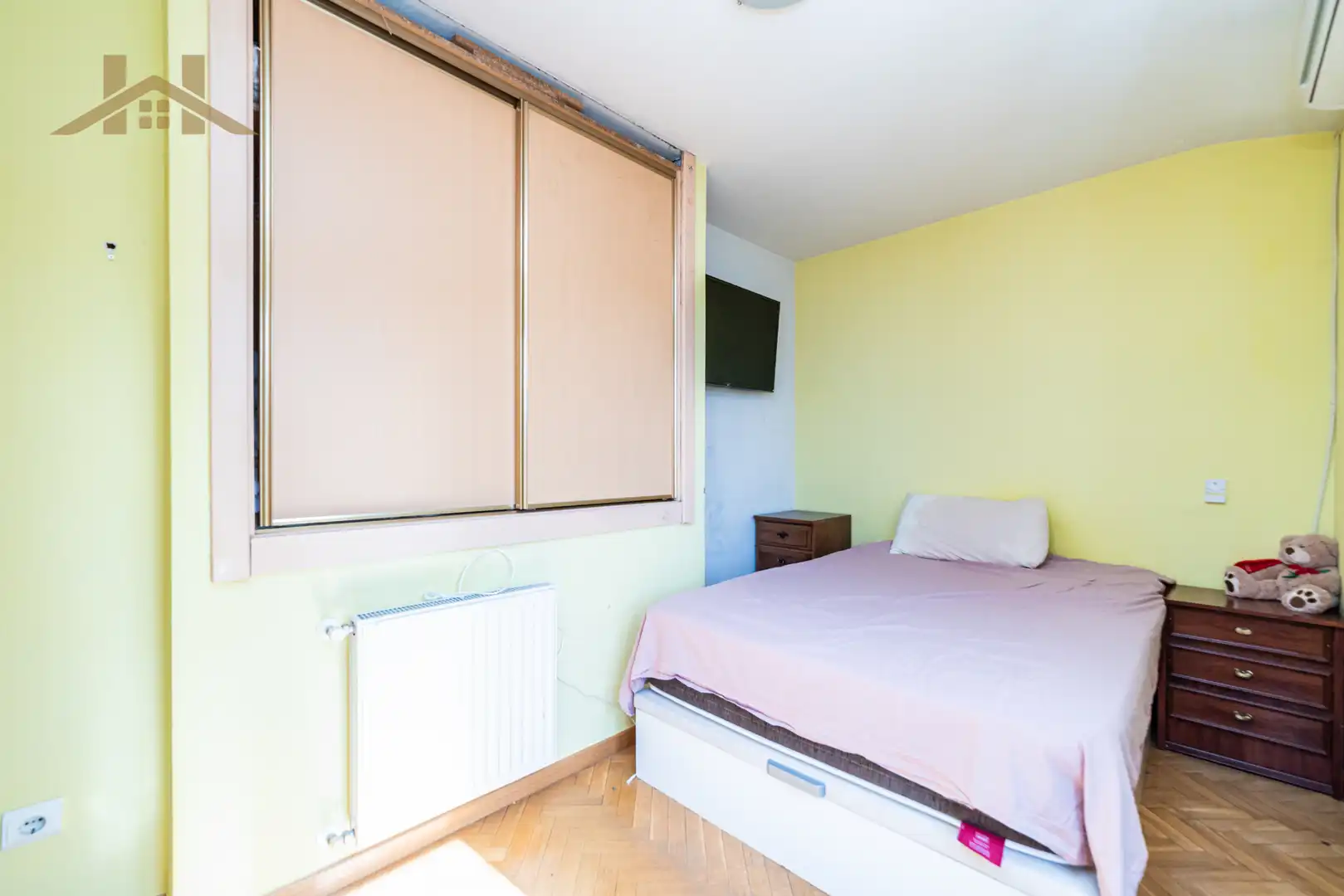 Bedroom of Flat for sale in Pinto  with Air Conditioner, Heating and Terrace