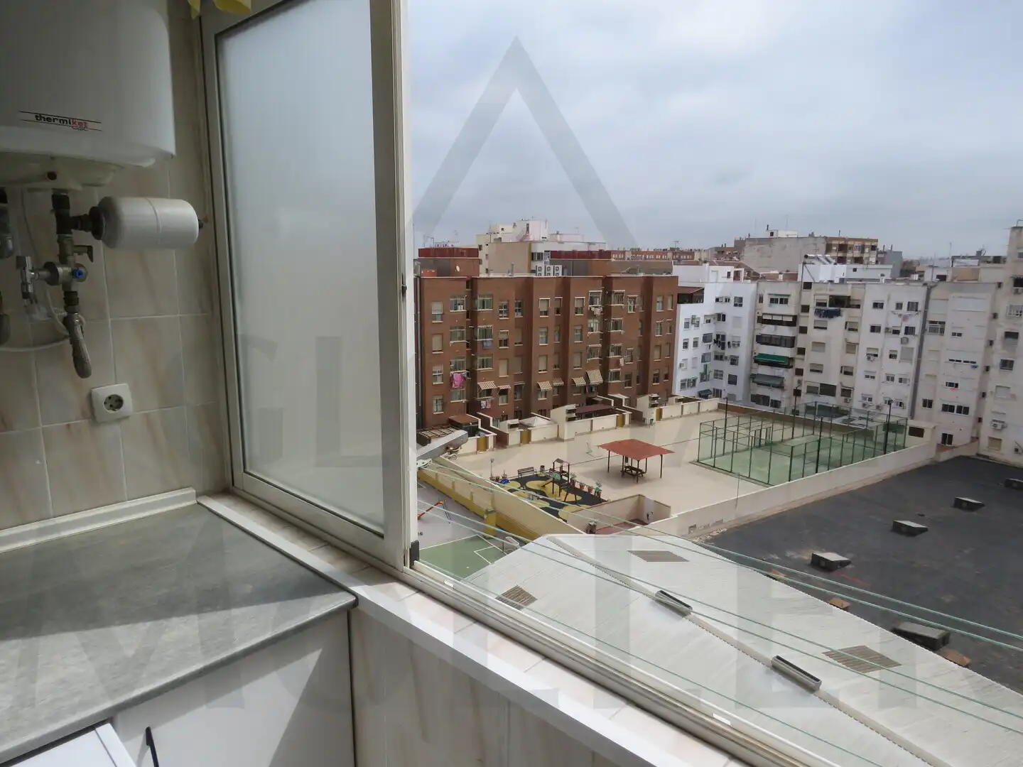 Habitación de Piso en venta en Cartagena con Aire acondicionado, Amueblado y Horno
