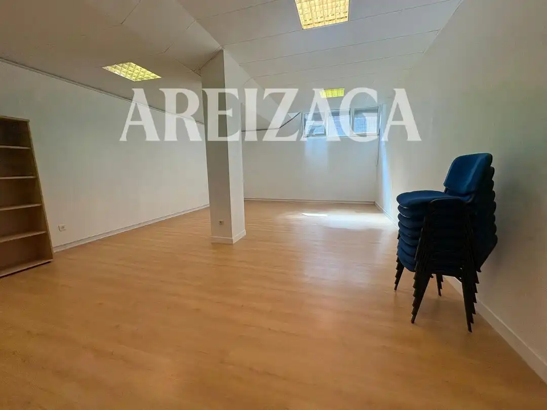 Büro zur Miete in Donostia - San Sebastián  mit Heizung
