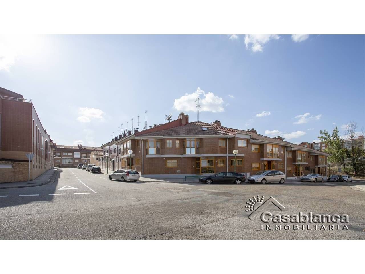 Vista exterior de Casa o chalet en venta en Burgos Capital con Calefacción y Alarma