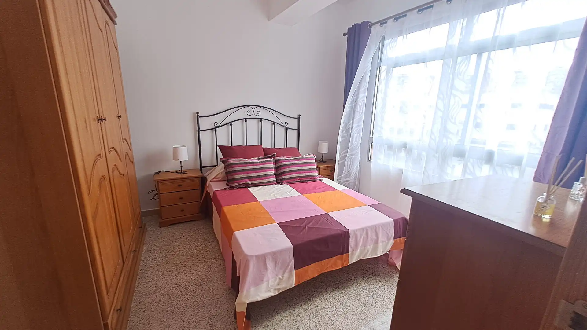 Habitación de Piso de alquiler en Las Palmas de Gran Canaria con Amueblado, Lavadora y Microondas