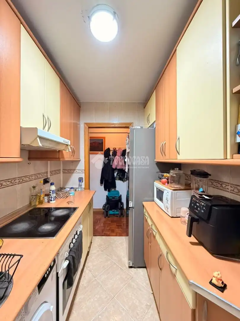 Küche von Wohnung zum Verkauf in Madrid