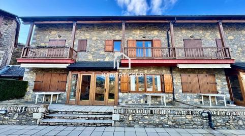 Foto 2 de Casa adosada en venda a Isòvol, Girona