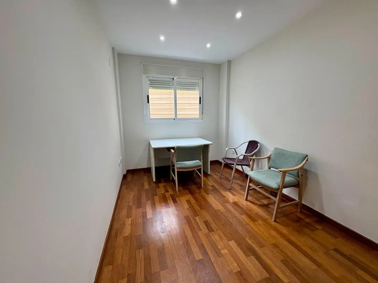 Wohnung zur Miete in Silla mit Möbliert und Balkon