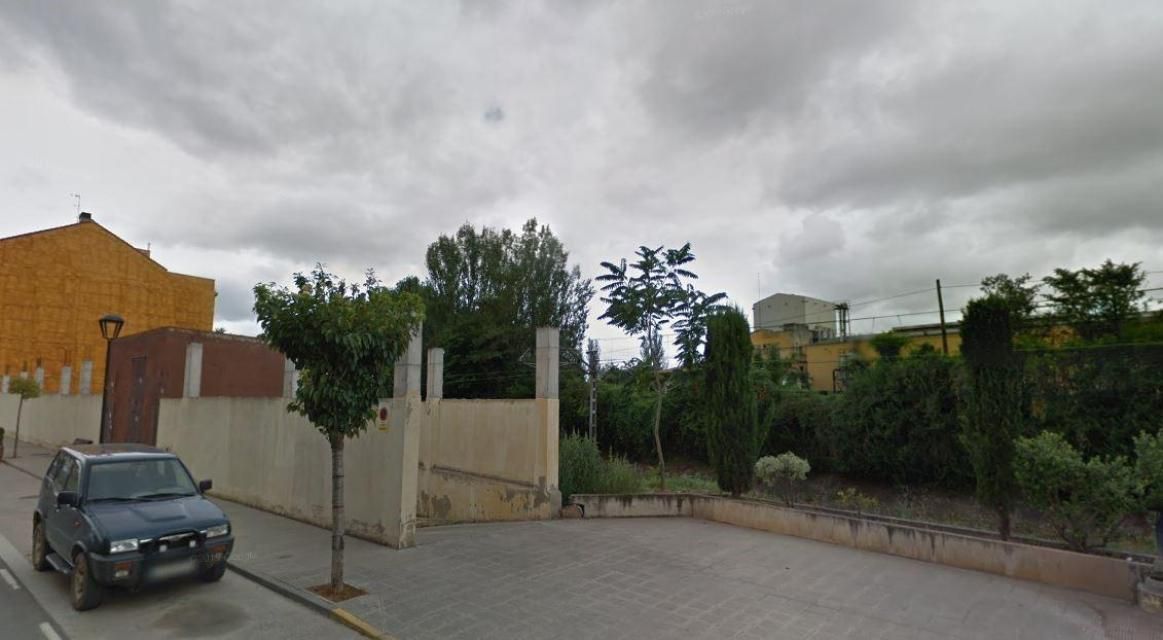 Building for sale in Cenicero