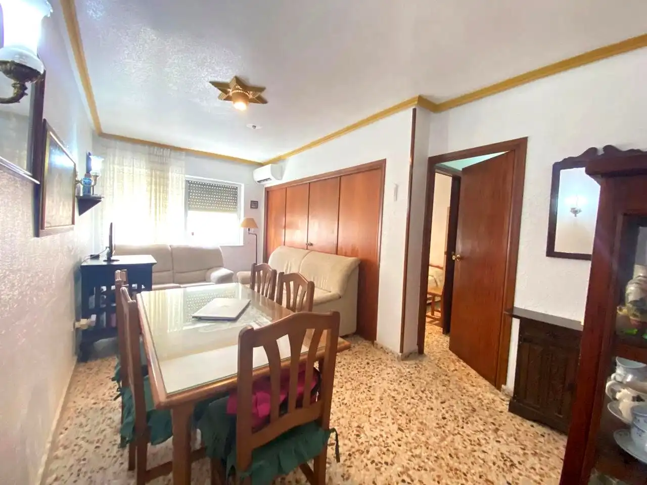 Schlafzimmer von Erdgeschoss zum Verkauf in San Pedro del Pinatar mit Klimaanlage und Möbliert