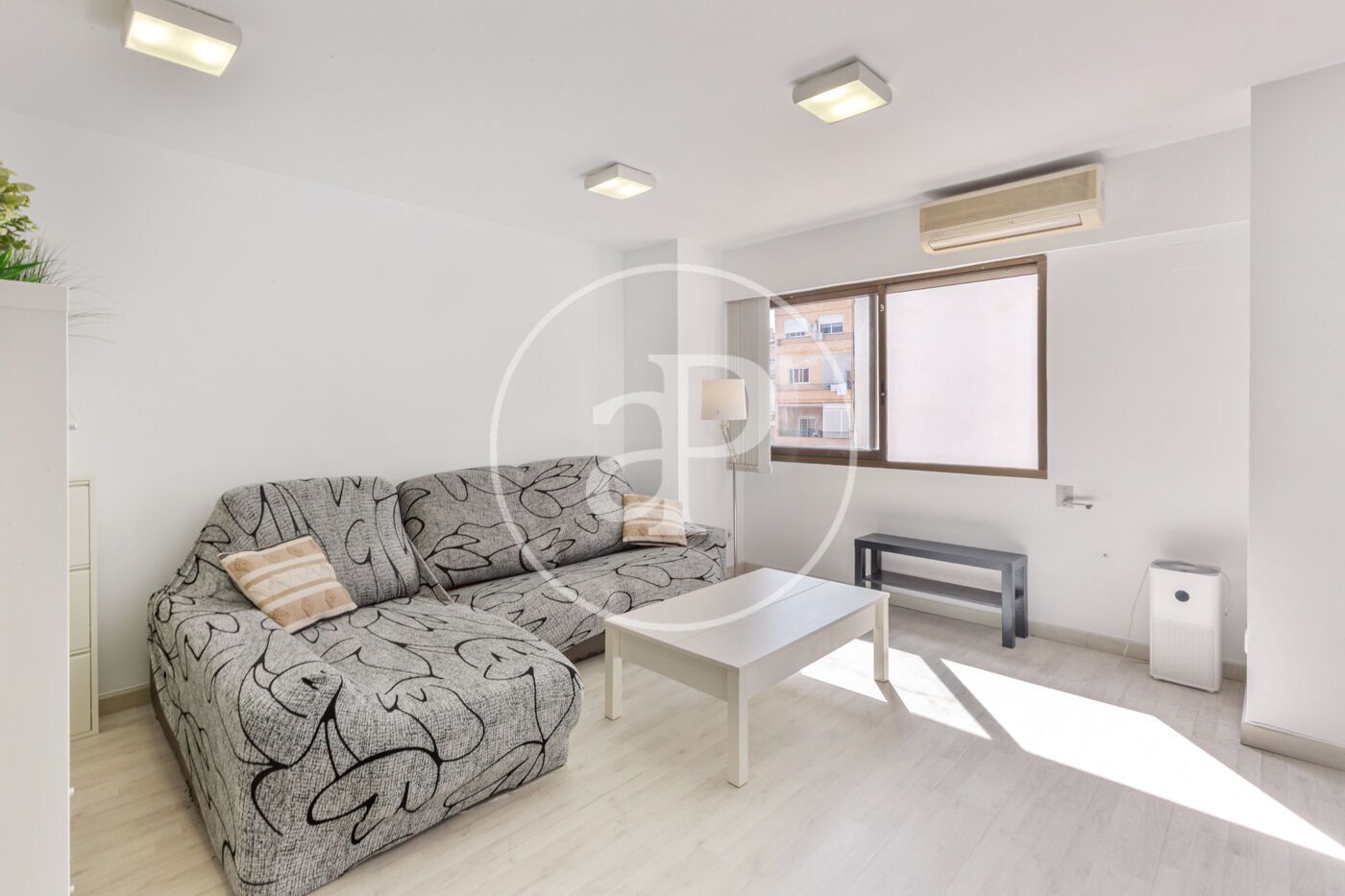 Sala d'estar de Casa o xalet de lloguer en  Valencia Capital amb Aire condicionat, Calefacció i Moblat