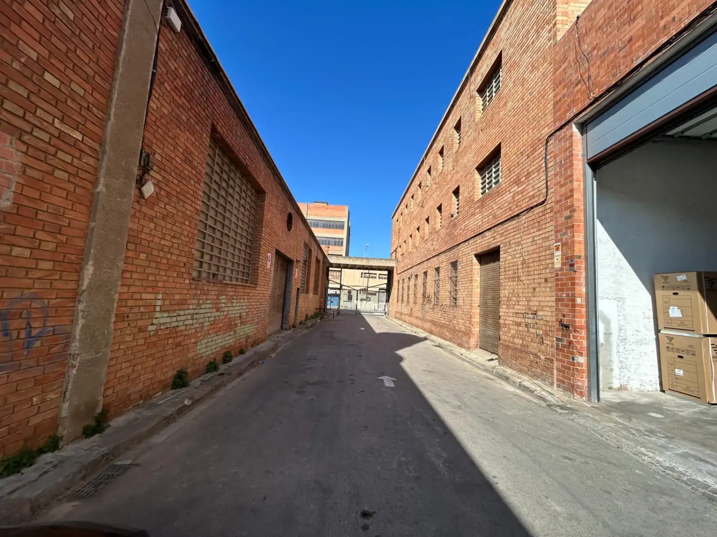 Nau industrial en venda a Carretera Del Mig, imagen 4