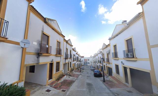 Casa adosada en Venta en C/ Linderos de Campoalto en Campofrío