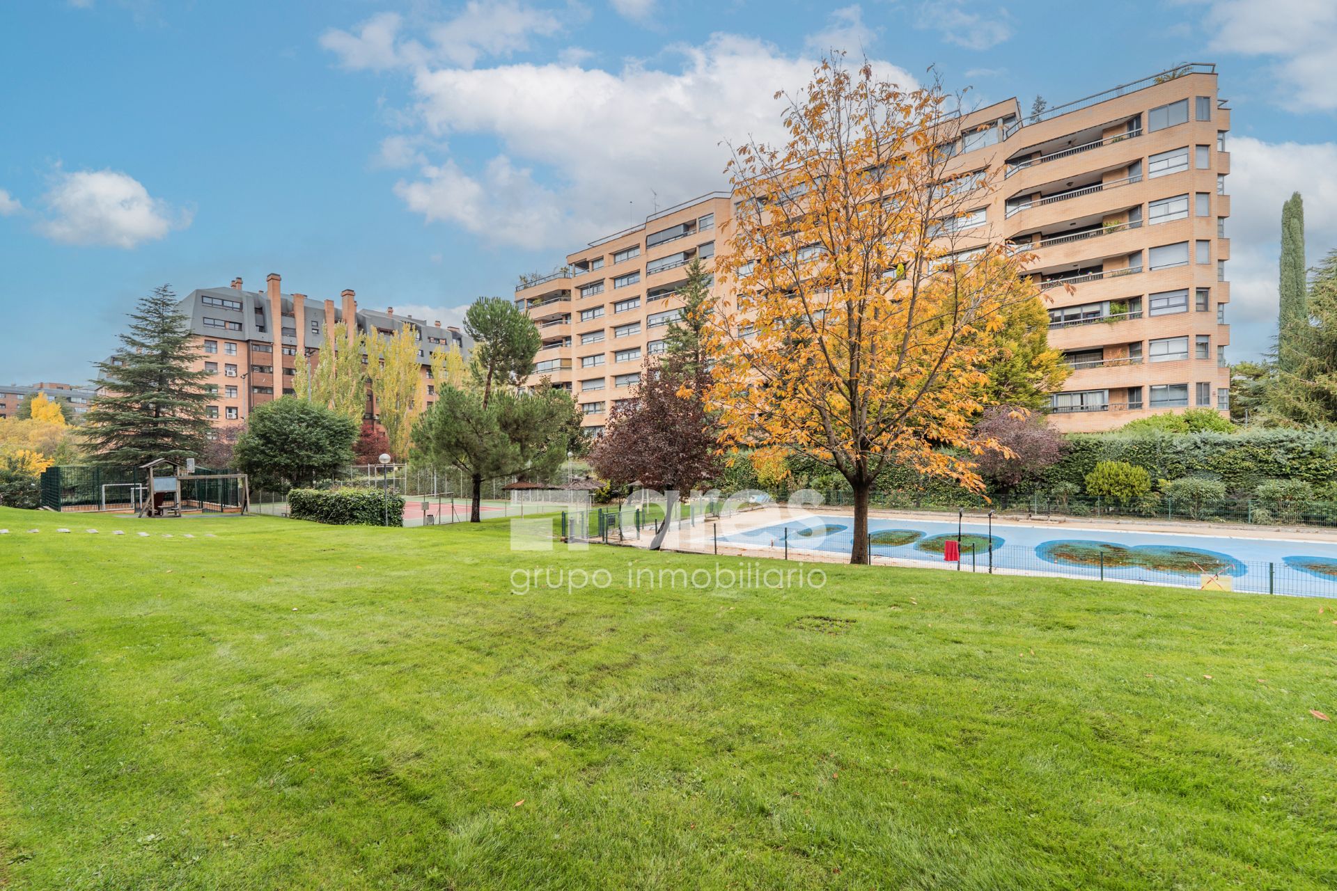 Exterior view of Flat for sale in  Madrid Capital  with Air Conditioner, Heating and Parquet flooring