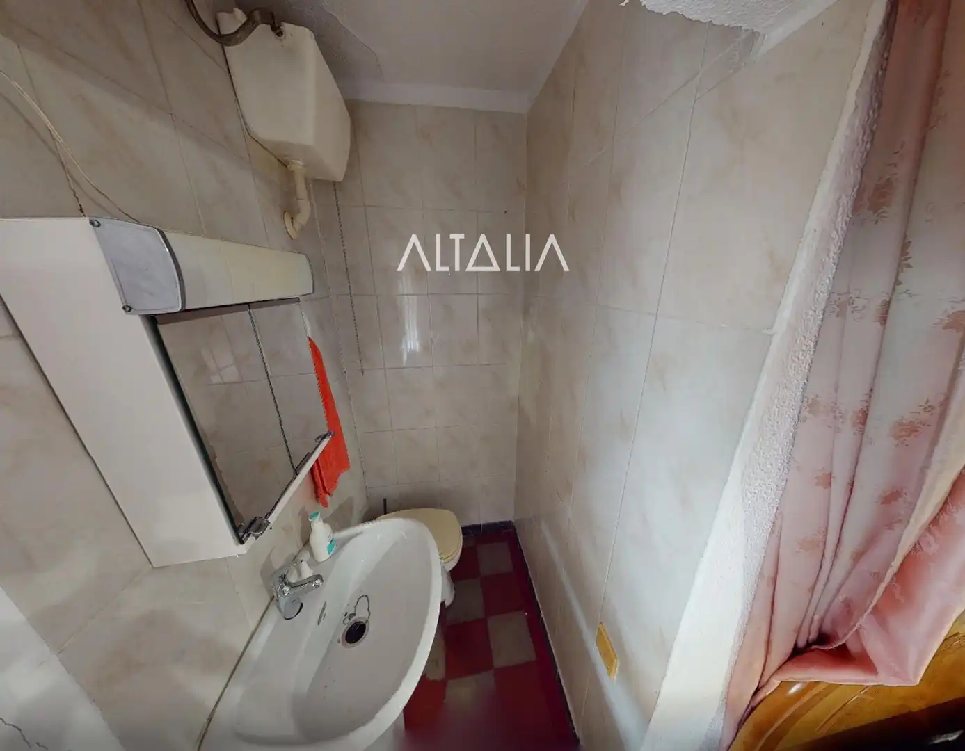 Habitación de Casa adosada en venta en Fuentes con Calefacción, Terraza y Trastero