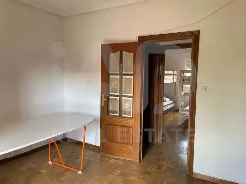 Bedroom of Flat for sale in Madrid  with Air Conditioner, Heating and Terrace