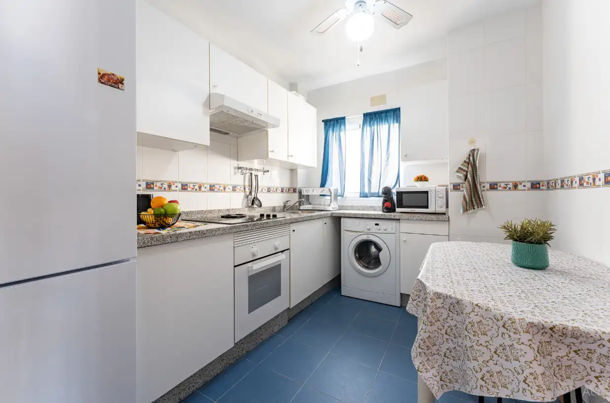 Kitchen of Flat for sale in Benalmádena  with Air Conditioner, Heating and Furnished