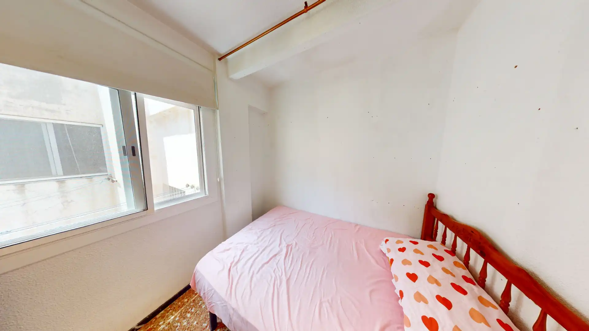 Habitación de Piso en venta en Alicante / Alacant con Amueblado y Balcón