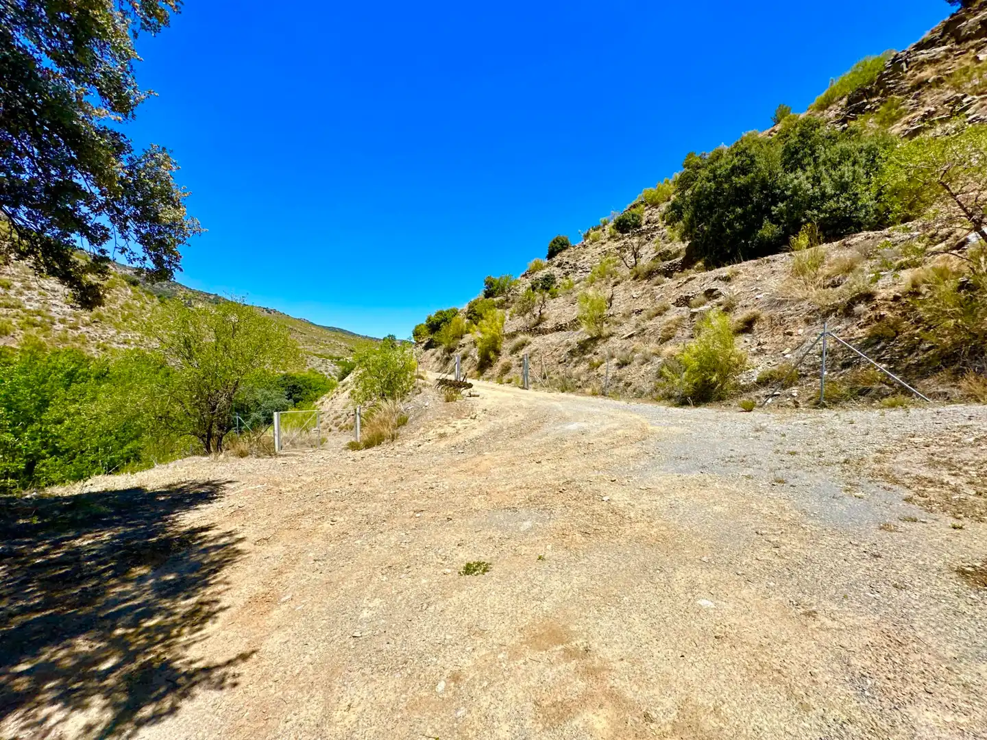 Vista exterior de Finca rústica en venda en Sierro amb Aire condicionat, Calefacció i Jardí privat