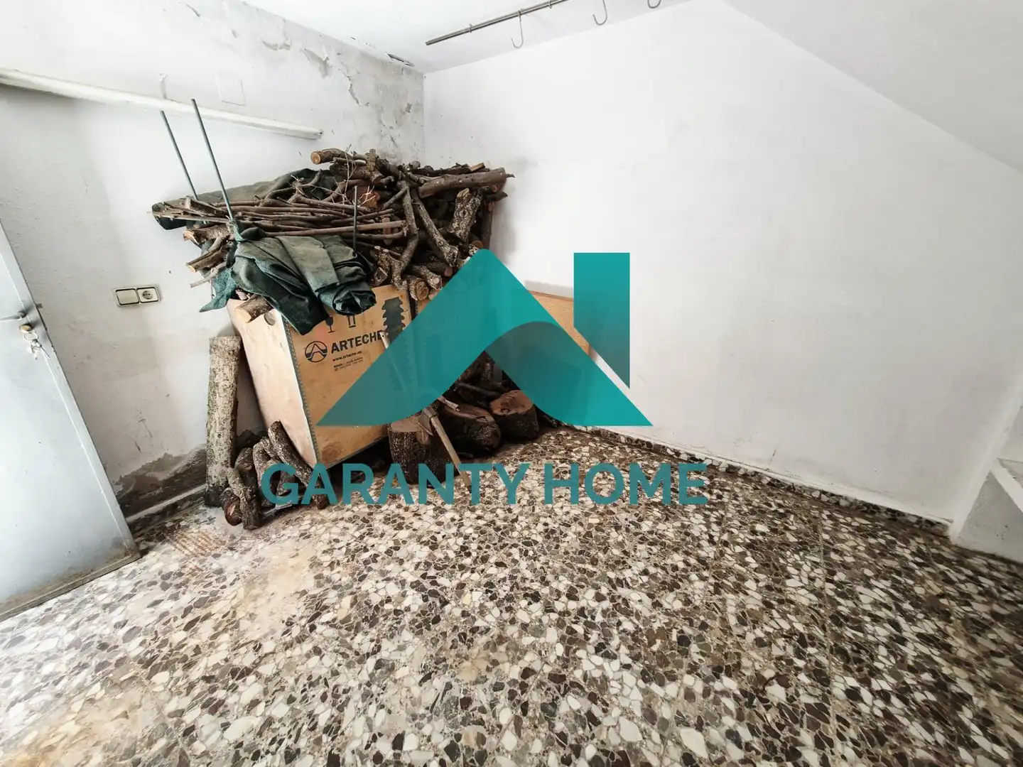 Houses for sale in Cáceres  with Air Conditioner, Heating and Private garden