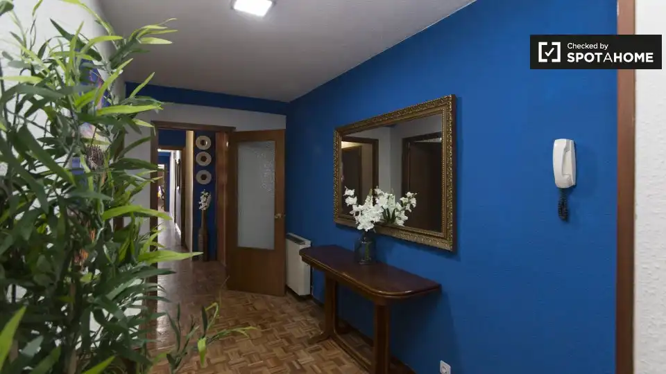 Habitació a Venecia - Nueva Alcalá