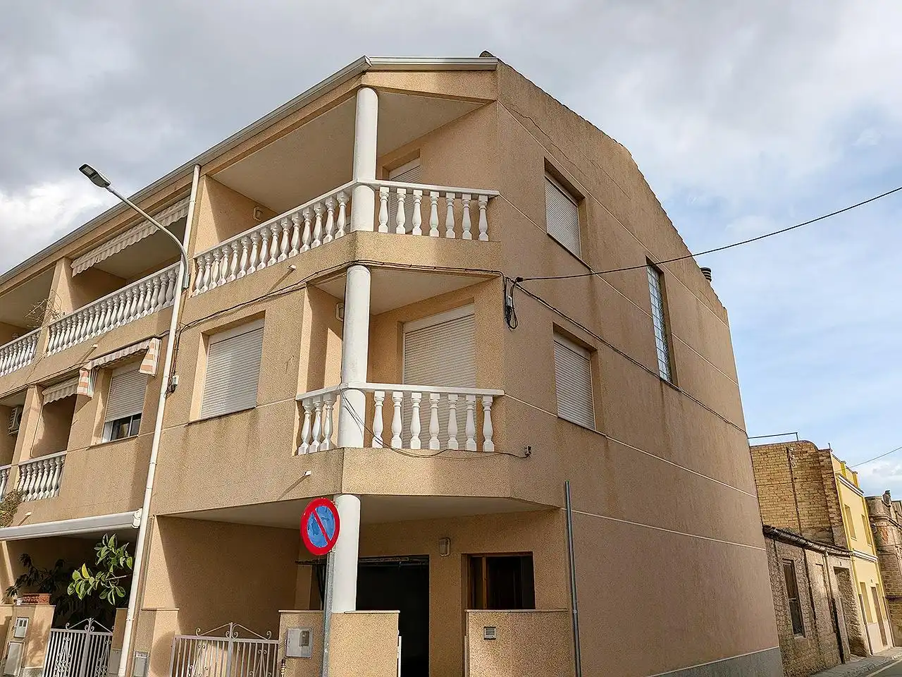 Reihenhaus mit Terrasse zum Verkauf in calle Entença, imagen 2