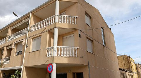 Foto 2 de Casa adosada en venta en Calle Entença, Ulldecona, Tarragona