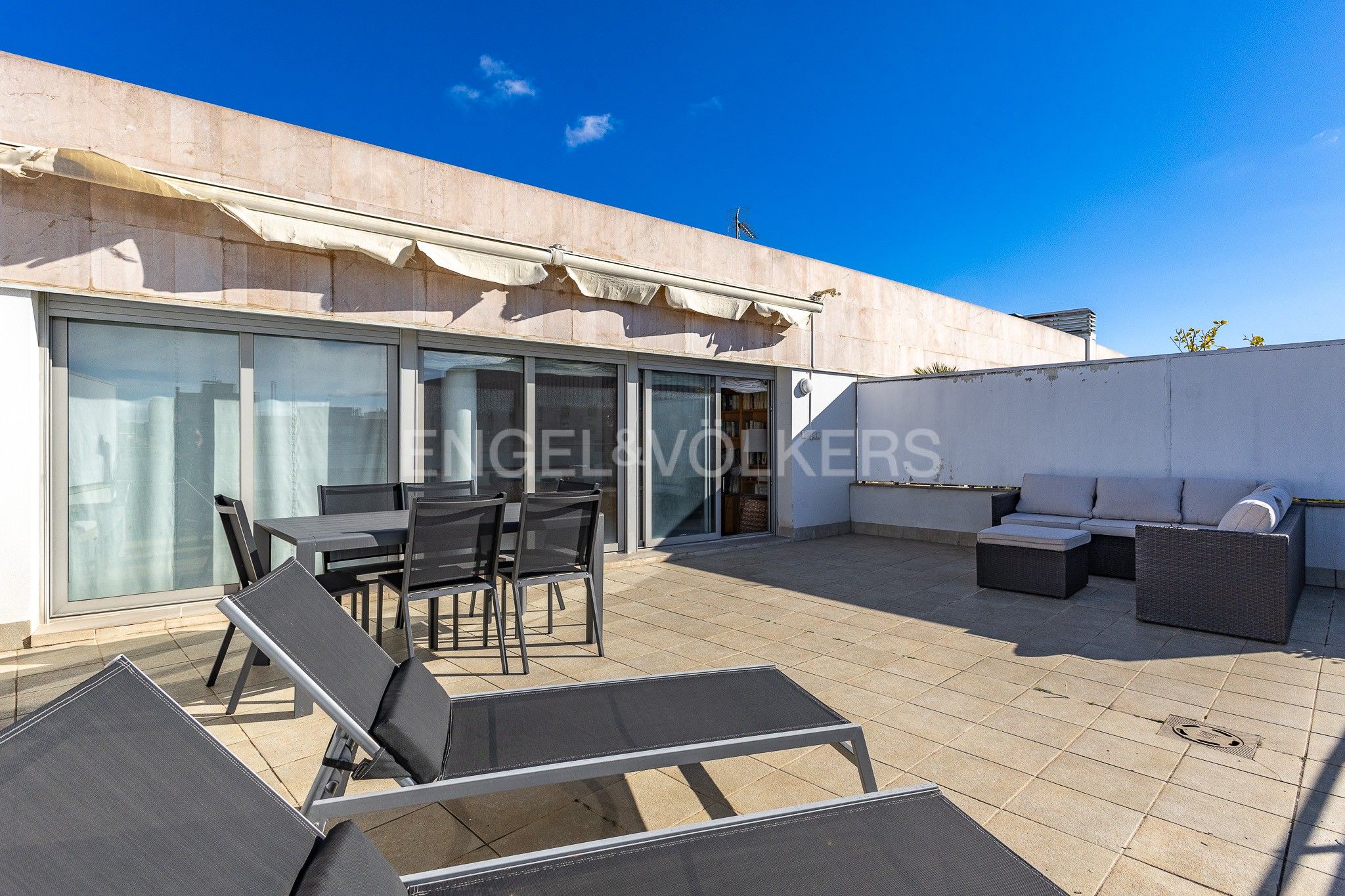 Terrace of Attic for sale in Terrassa  with Air Conditioner, Heating and Parquet flooring