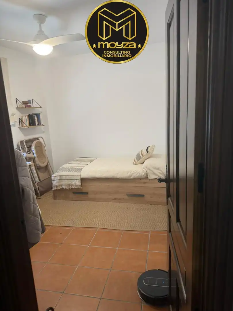 Bedroom of Flat for sale in Baeza, Jaén