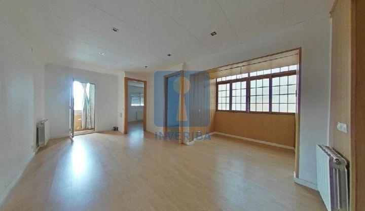 Photo 1 of Flat for sale in Menendez Pelayo, Singuerlín, Barcelona