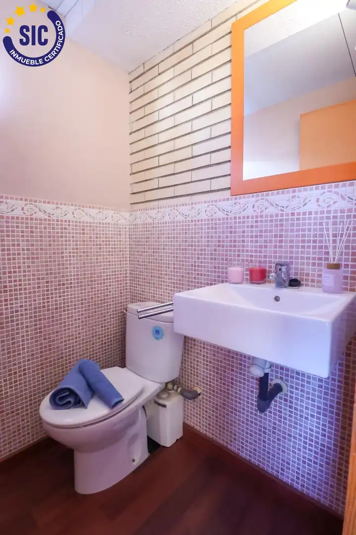Bany de Apartament en venda en Oropesa del Mar / Orpesa amb Jardí privat, Terrassa i Moblat