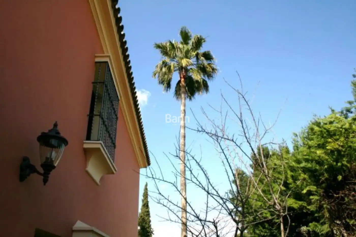 Vista exterior de Casa o xalet en venda en Camas amb Aire condicionat, Jardí privat i Moblat