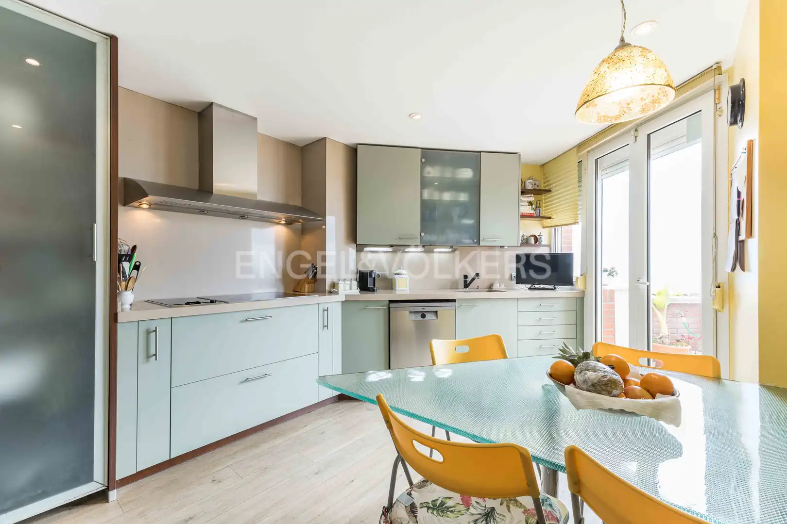 Küche von Maisonette zum Verkauf in Sitges mit Klimaanlage, Heizung und Terrasse