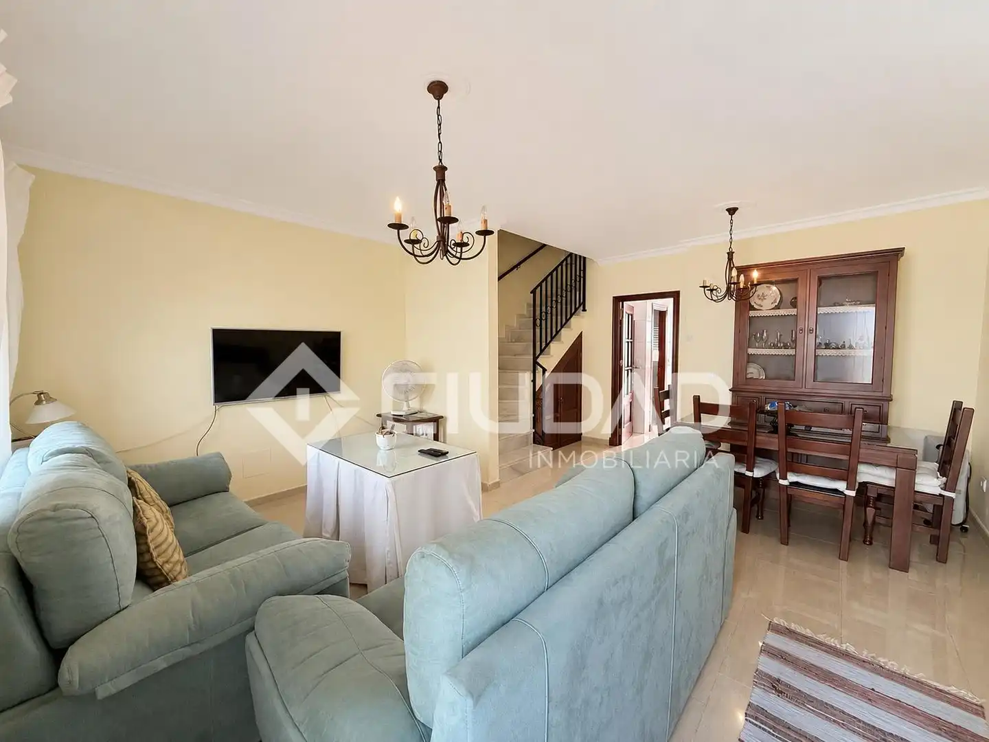 Sala d'estar de Casa o xalet en venda en Chipiona amb Aire condicionat i Terrassa