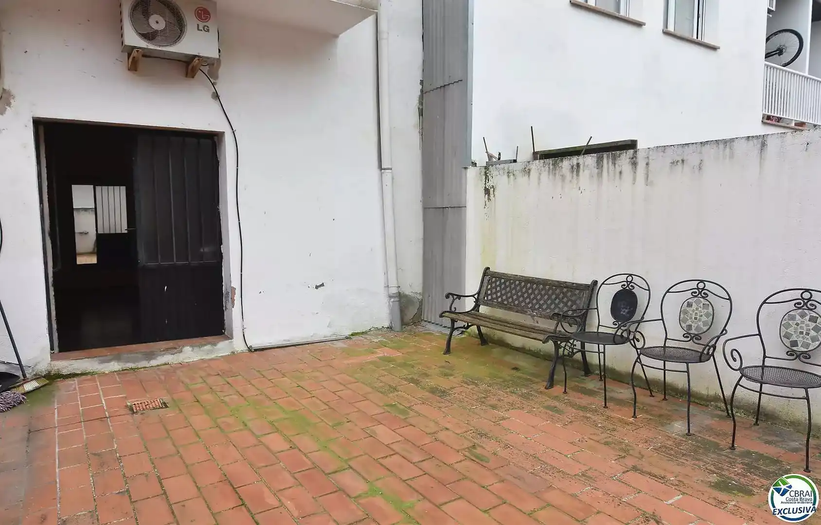 Terrassa de Local en venda en Roses amb Aire condicionat
