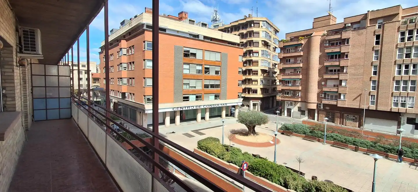 Exterior view of Flat for sale in Tudela  with Air Conditioner, Heating and Parquet flooring