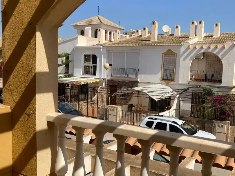 Vista exterior de Casa adosada en venda en Mazarrón amb Moblat i Balcó