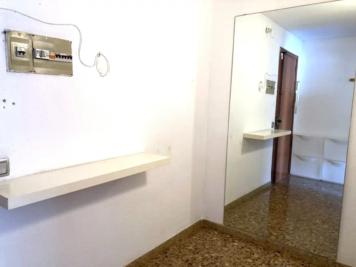 Ático en venta en L'Hospitalet de Llobregat con Aire acondicionado, Calefacción y Terraza