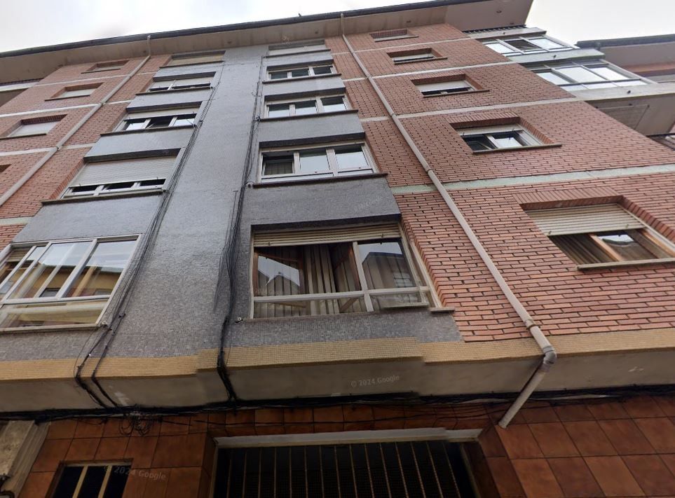 Vista exterior de Pis en venda en Corvera de Asturias amb Parquet