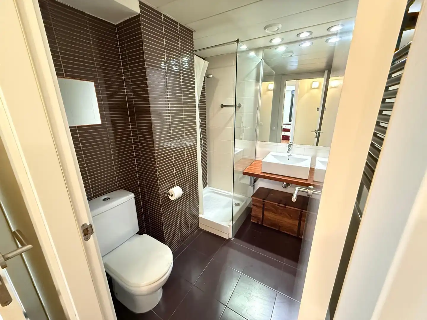 Bathroom of Flat for rent in Barcelona  with Air Conditioner, Heating and Parquet flooring