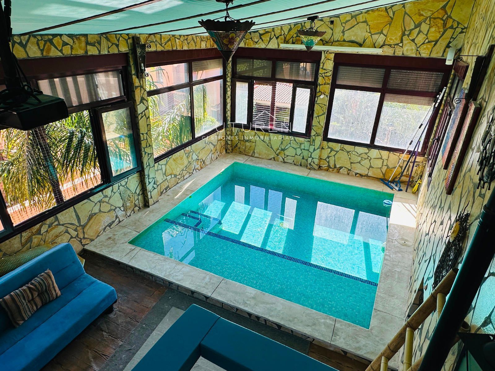 Swimming pool of Single-family semi-detached for sale in La Línea de la Concepción  with Air Conditioner, Swimming Pool and Community pool