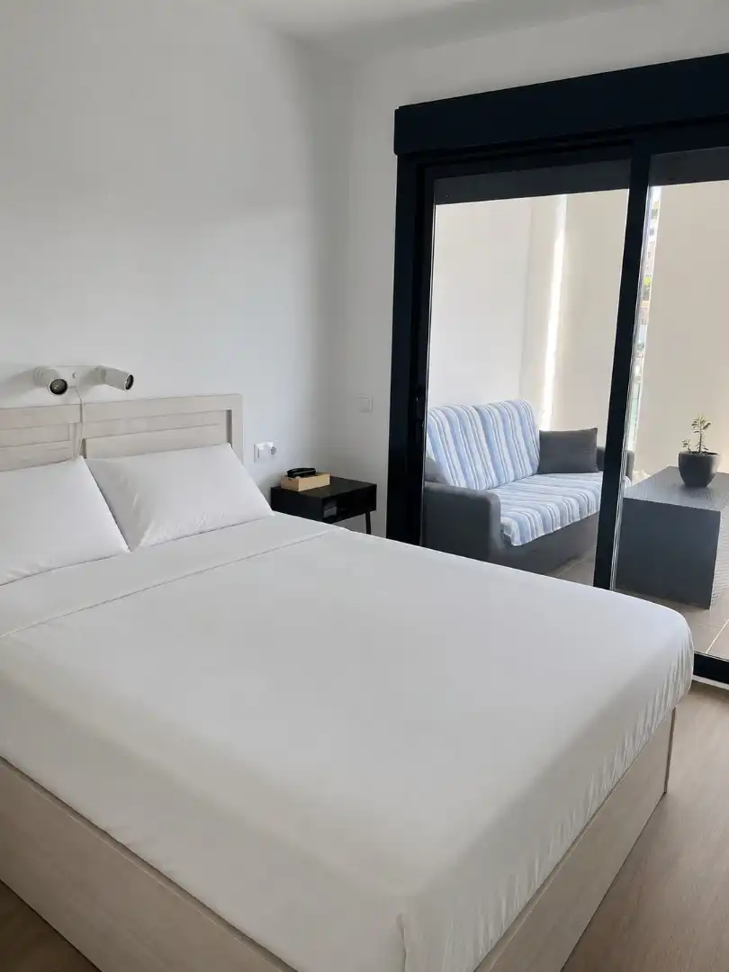 Habitación de Piso en venta en Vélez-Málaga con Aire acondicionado, Calefacción y Terraza