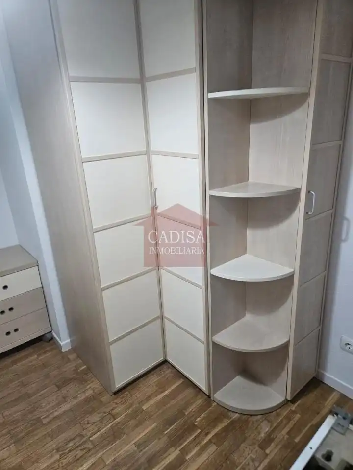 Habitación de Piso para compartir en Salamanca con Calefacción y Amueblado