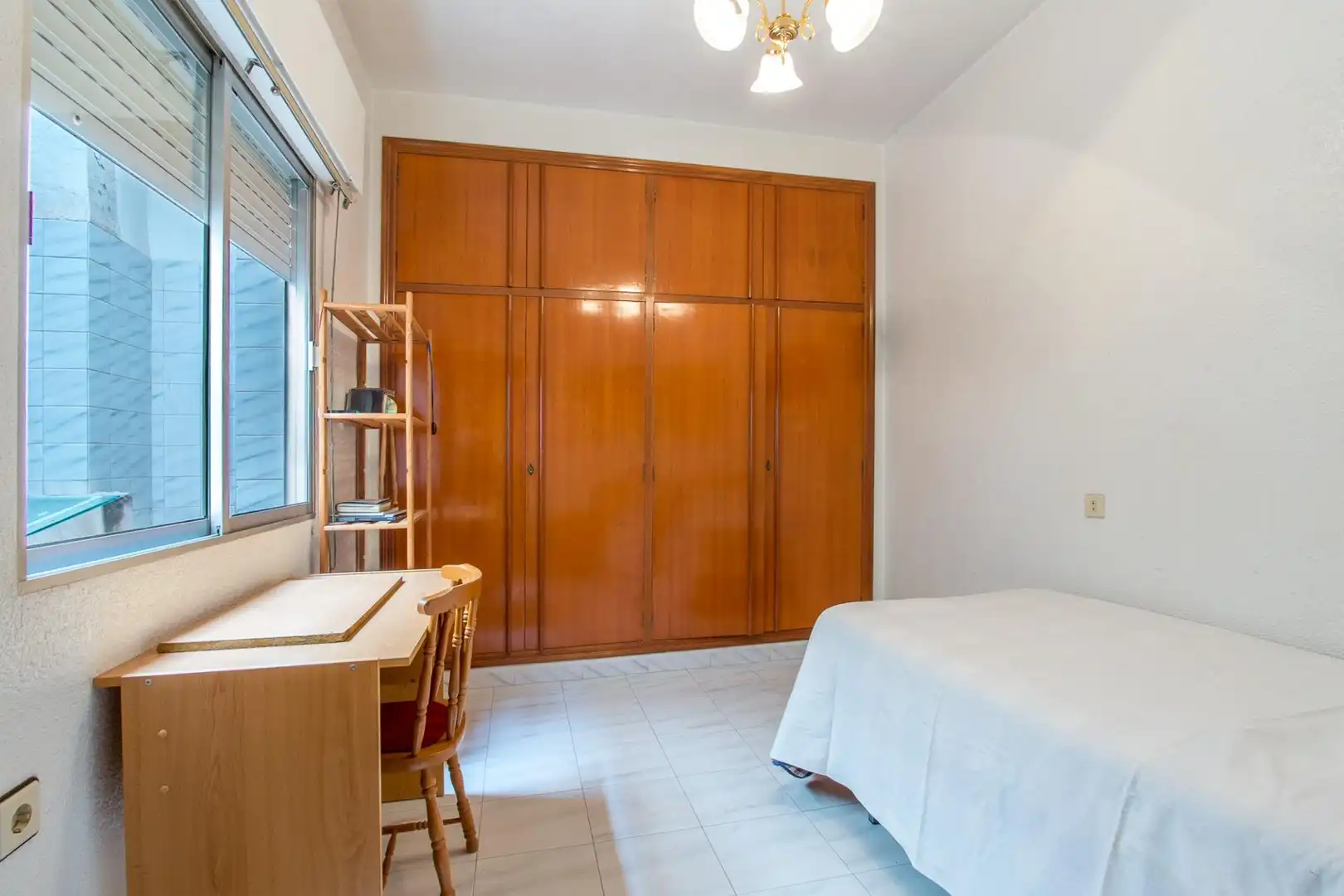 Buildings for sale in Mula