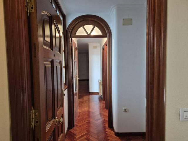 Piso en Venta en Calle María Antonia Dans en Curtis