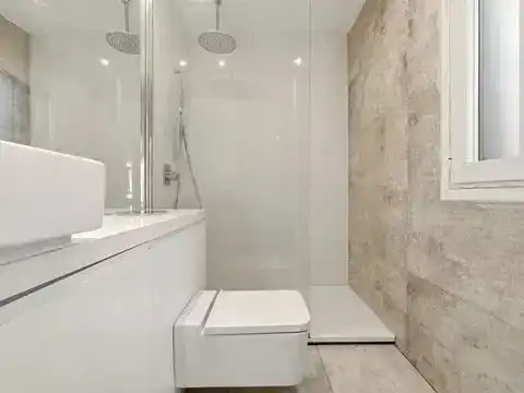 Bany de Àtic en venda en  Madrid Capital amb Aire condicionat