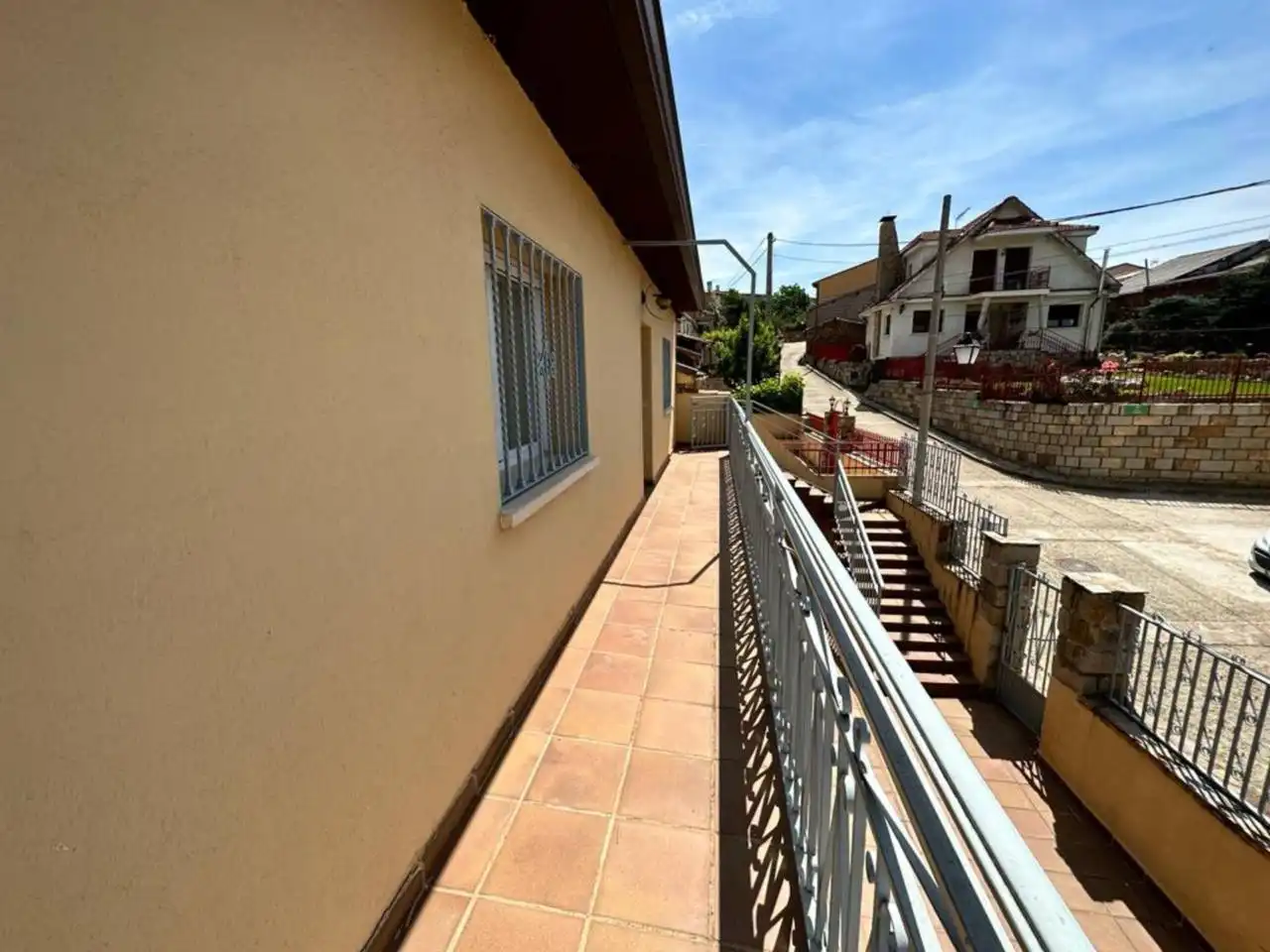 Vista exterior de Casa o chalet en venta en Robledillo de la Jara