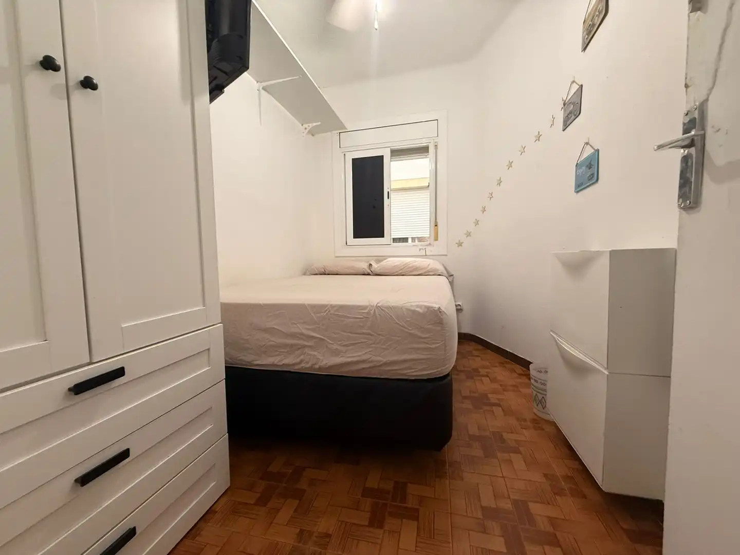 Schlafzimmer von Wohnung zum Verkauf in L'Hospitalet de Llobregat mit Klimaanlage, Parkett und Balkon
