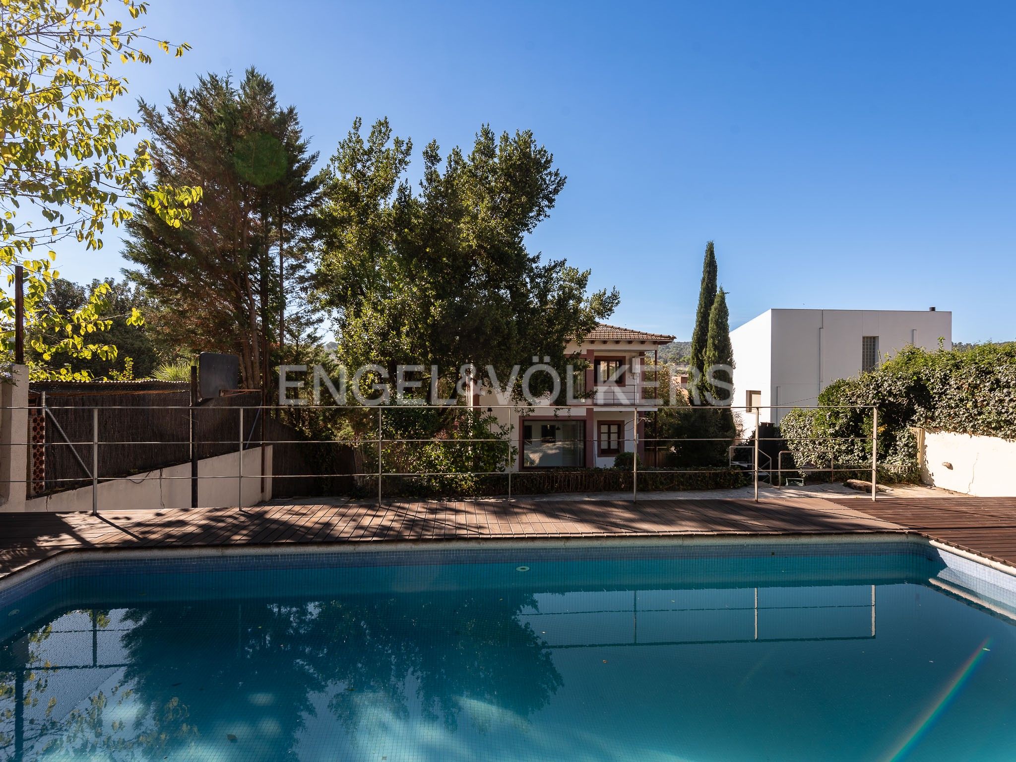 Piscina de Casa o chalet de alquiler en Sant Cugat del Vallès con Calefacción, Jardín privado y Parquet