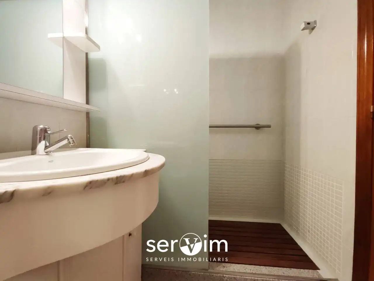 Baño de Casa o chalet en venta en Girona con Jardín privado