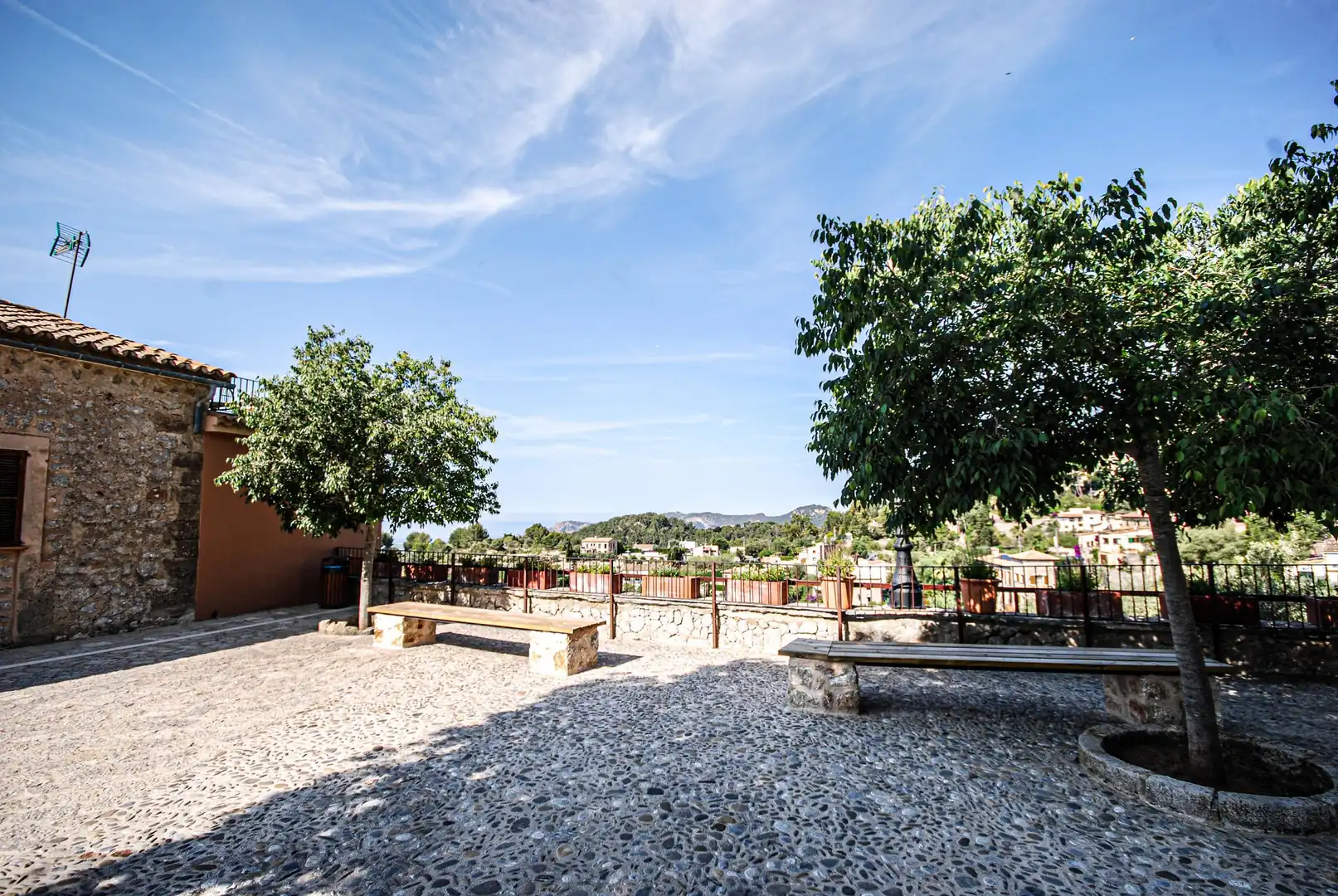 Terrace of Country homes for rent in Puigpunyent  with Air Conditioner and Terrace