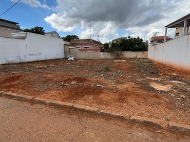 Terreno residenziale in vendita a Calle ZODIACO - URRUTIAS 5