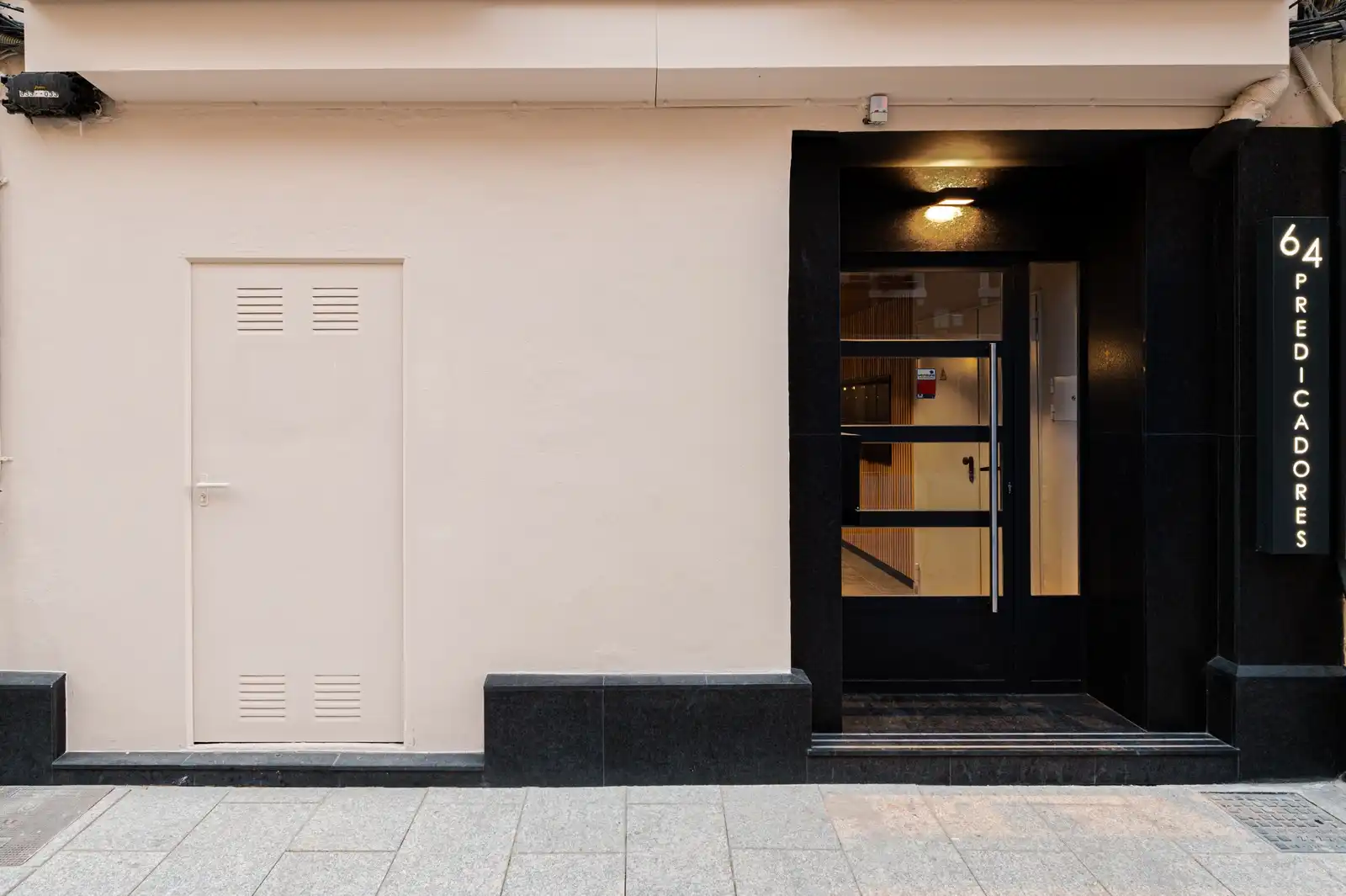 Exterior view of Flat for sale in Zaragoza  with Storage room